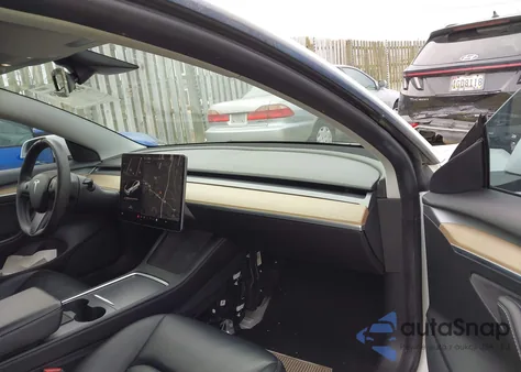 2021 Tesla Model 3 Standard Range Plus Rear-Wheel Drive из США, поврежденный, VIN 5YJ3E1EA3MF092783